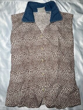 bill blass Brown and White Leopard Print Muscle Tee with Blue Collar